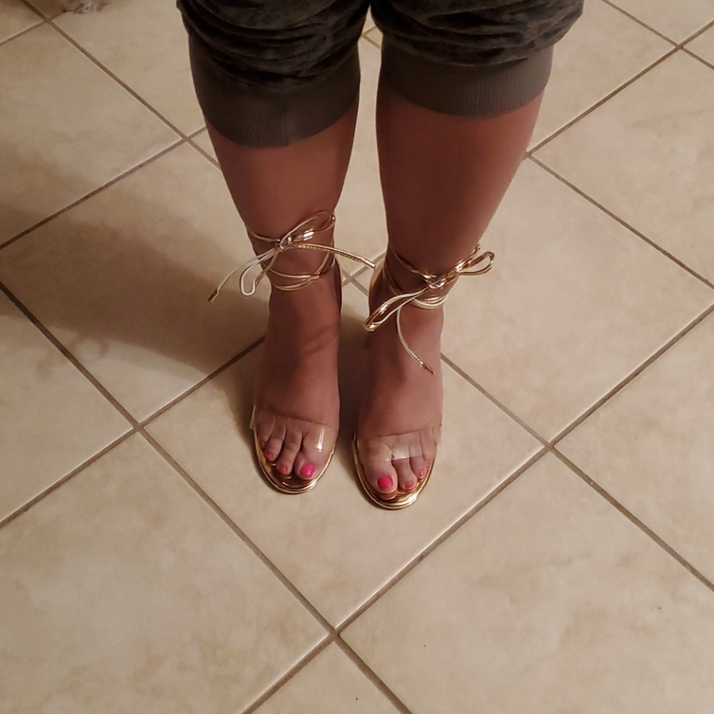 Womens Lucite Ankle Wrap Metallic Sandal US9.5